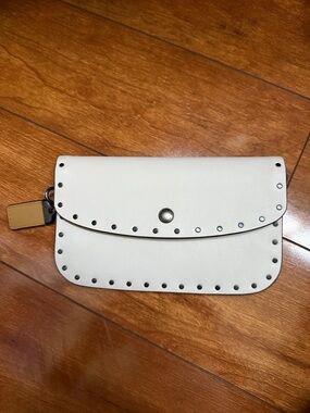 Coach 1941 clutch Wrislet chalk Stud-Trim Women's Clutch